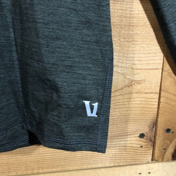 Vuori Shirts Vouri 4 Zip Performance Pullover Mens Size Large